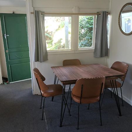 Cox Bay Cottage Raglan Eksteriør bilde