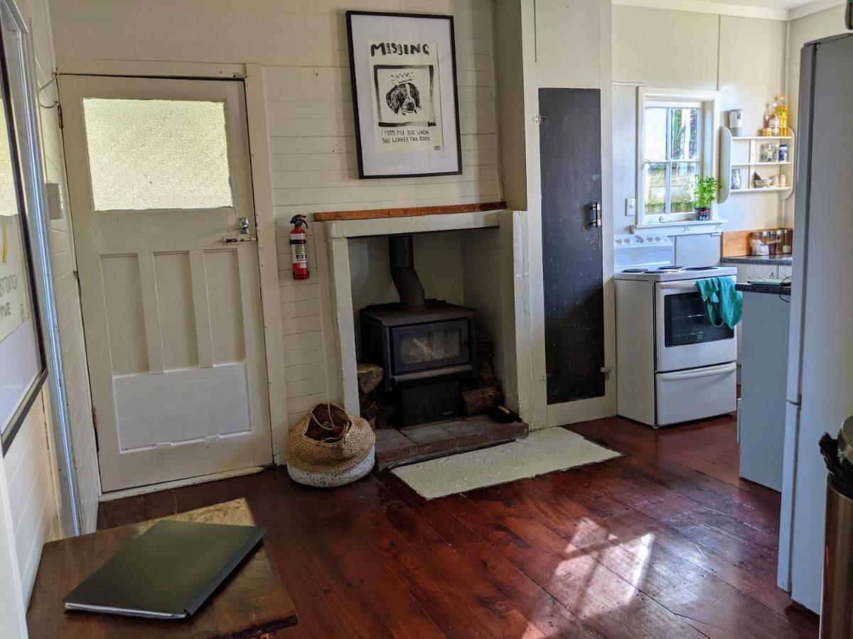 Cox Bay Cottage Raglan Eksteriør bilde