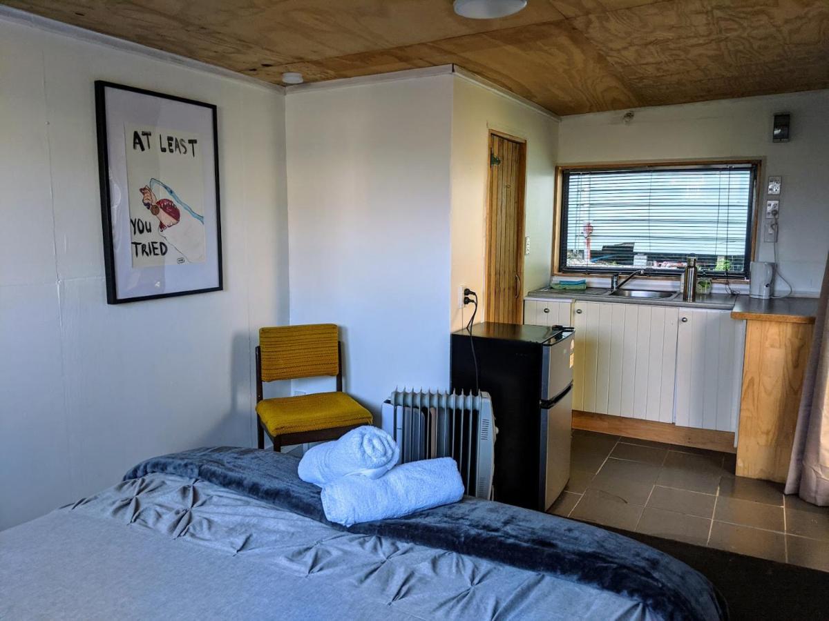 Cox Bay Cottage Raglan Eksteriør bilde