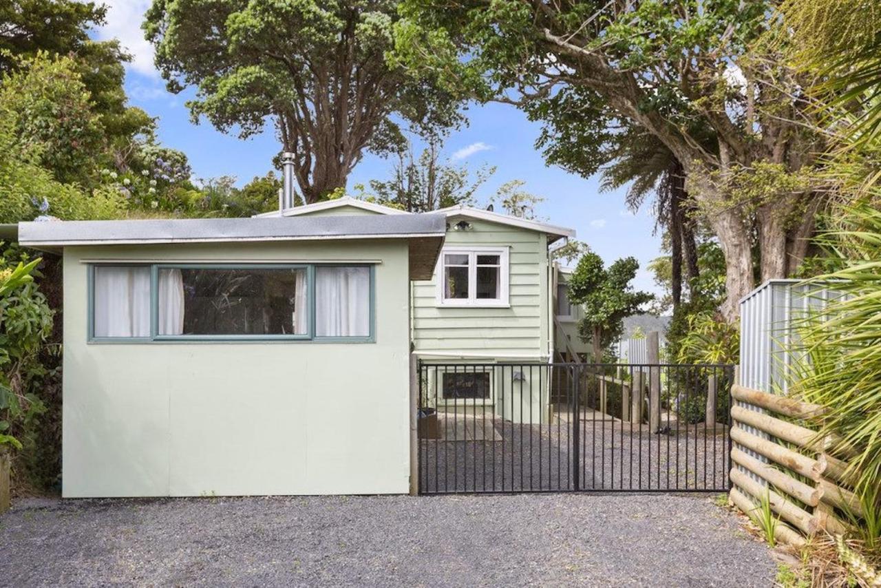 Cox Bay Cottage Raglan Eksteriør bilde